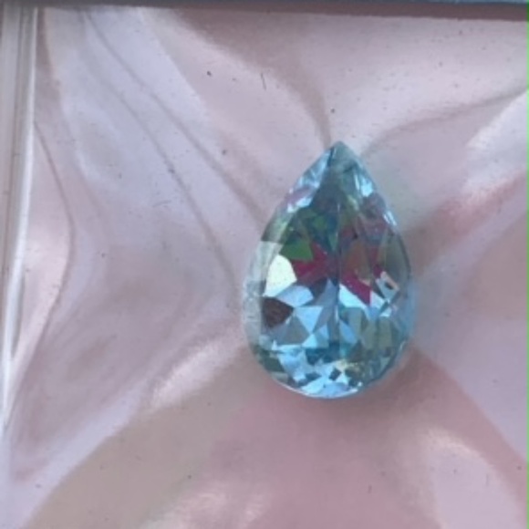 Create that Special Piece of jewelry with Genuine Certified Blue Topaz Gemstone - Picture 2 of 10